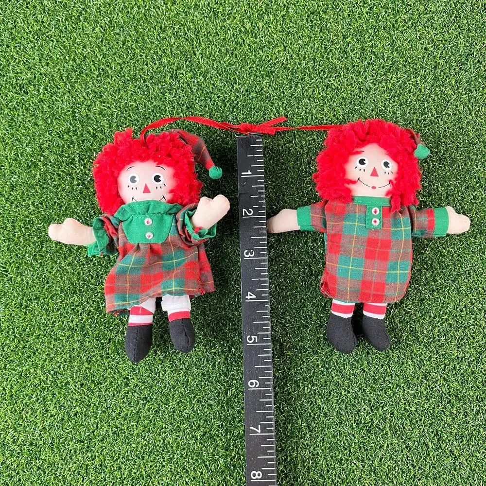 Raggedy Ann and Andy add touch